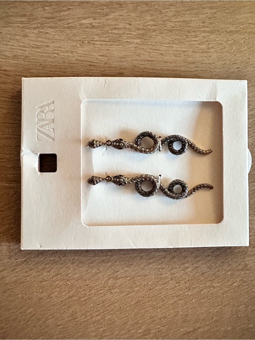 Zara Textured Snake Earrings - Picture 4 of 7